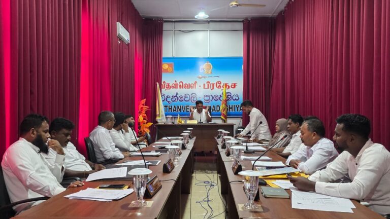 தமிழரசு கட்சியின் பாதீட்டிற்கு முஸ்லிம் காங்கிரஸ், மக்கள் காங்கிரஸ் சுயேட்சை குழு ஆதரவு.