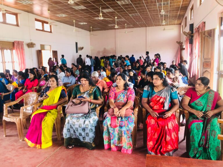 வெல்லாவெளியில் சமுக நலன்புரி ஒன்றியம் உலர் உணவுப் பொதிகள் வழங்கிவைப்பு !