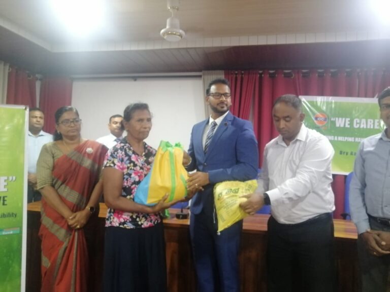 திருகோணமலை,தம்பலகாமதில் சீரற்ற காலநிலையால் பதிக்கப்பட்ட மக்களுக்கு உலர் உணவுப் பொருட்கள் வழங்கி வைப்பு!