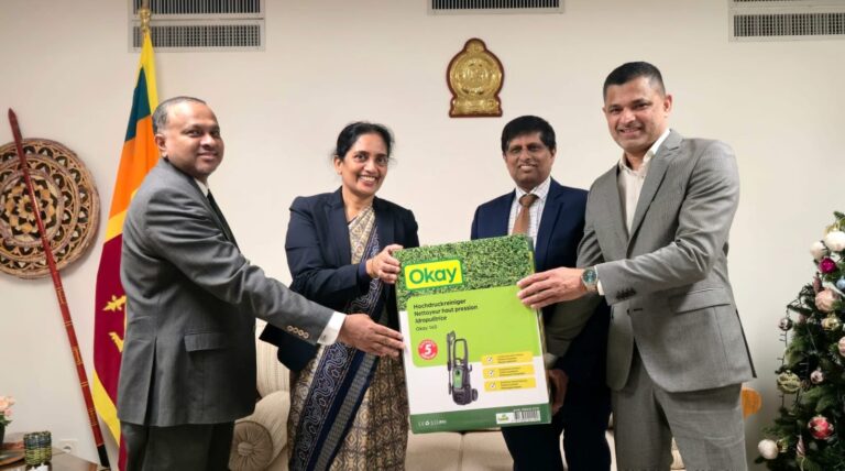 மறு எழுச்சி இலங்கை நிதியத்திற்கு ஜெனீவா இலங்கை தூதரகத்திற்கு உதவிகள்