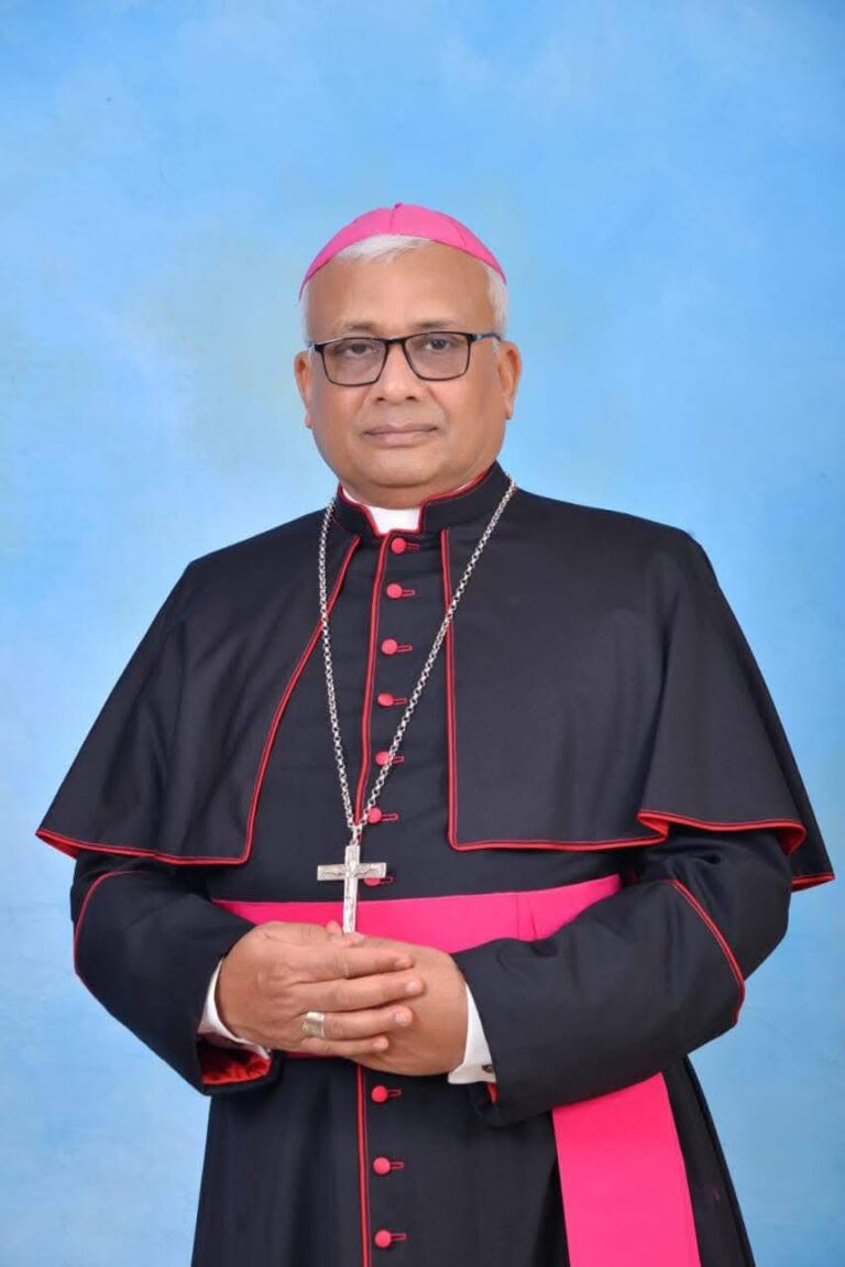 ஒளி விழாவுக்கு செலவலிக்கும் பணத்தை அவதியுறும் மக்களுக்கு வழங்குங்கள்