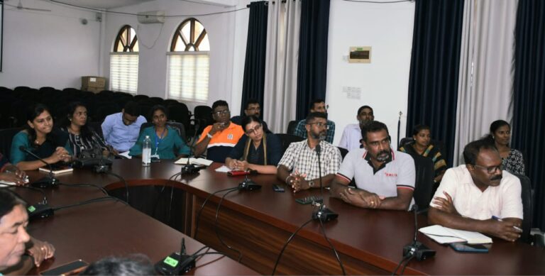 அனர்தத்தின் பின் மாவட்டத்தை மீள கட்டியெழுப்புதல் தொடர்பான கலந்துரையாடல்!