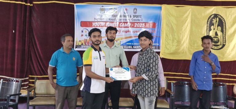 சாய்ந்தமருதில் நடைபெற்ற இளைஞர் எழுச்சி முகாம் நிகழ்வு ..!