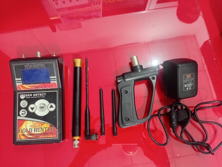 பெரிய நீலாவணையில் புதையல் தோண்டும் நவீன கருவி மீட்பு!