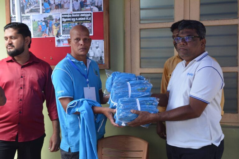 மயோன் குரூப் அனுசரணையில் உத்தியோகபூர்வ டீ-சேர்ட் வெளியீடு