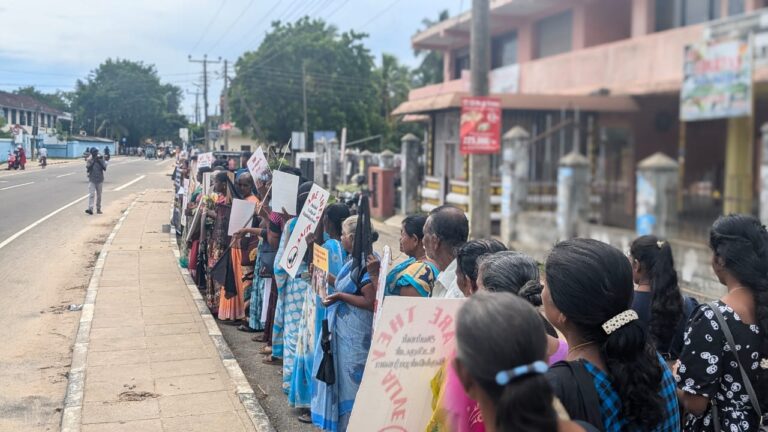 அம்பாறை வலிந்து காணமால் ஆக்கப்பட்ட சங்கத்தின் ஏற்பாட்டில் கவனயீர்ப்பு போராட்டம்!