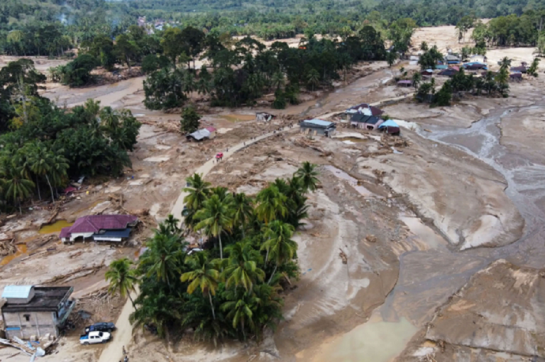பேரிடரால் உயிரிழந்தவர்களுக்கு பிரித்தானியாவில் அஞ்சலி!