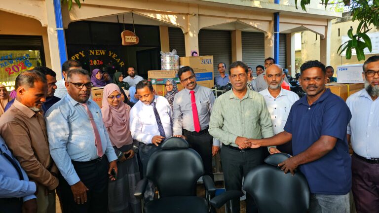 சமூர்த்தி திணைக்களத்தினால் வாழ்வாதார மேம்பாட்டுக்கான உதவிகள் வழங்கி வைப்பு!