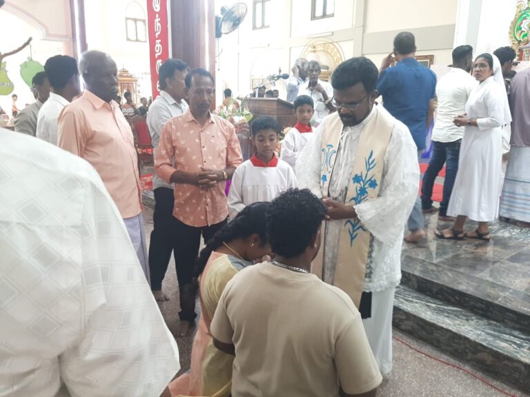 பேசாலை மூவியரசர் பட்டினமான புனித வெற்றி அன்னையின் ஆசீர் பெறும் பெருவிழா