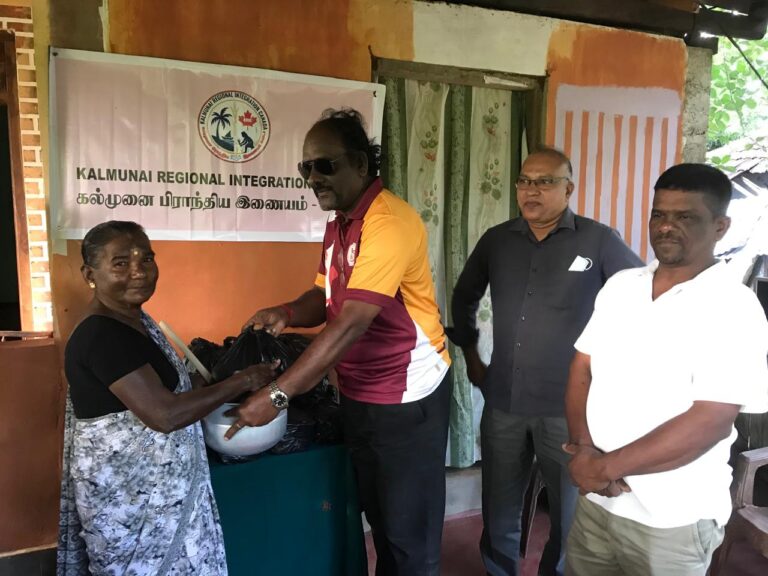 கழுகொல்லை மக்களுக்கு கல்முனை கனடா இணையத்தின் பொங்கல் பரிசு