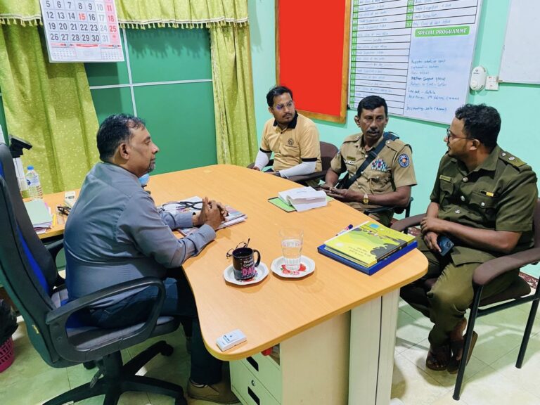 சாய்ந்தமருது பொலிஸ் – சுகாதார துறை இணைந்து சுற்றுச்சூழல் பாதுகாப்பு குறித்த முக்கிய கலந்துரையாடல்