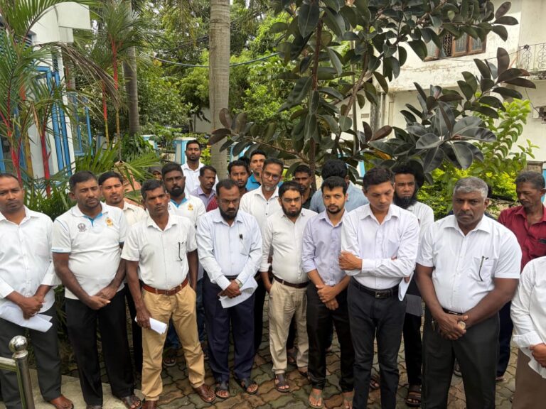 சம்மாந்துறை பிரதேச சபையின் 6ஆம் ஆண்டில்  கடமைகளை ஆரம்பிக்கும் நிகழ்வு