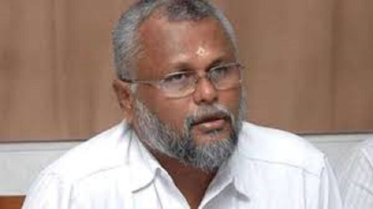 முன்னாள் அமைச்சர் டக்ளஸ் தேவானந்தாவை மீண்டும் அரசியலில் எதிர்பார்க்கும் மக்கள்..