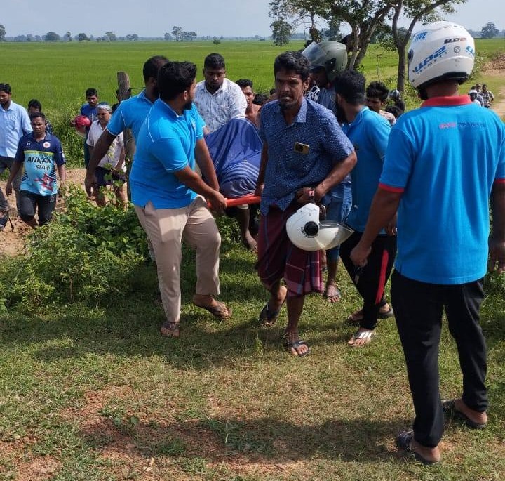 ஒலுவில் ஆத்தியடிக்கட்டு ஆற்றில் முதலை இழுத்துச் சென்ற இளம் குடும்பஸ்தர்  சடலமாக மீட்பு