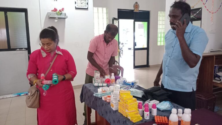 பிரான்ஸ் மாநகரசபை உறுப்பினர் சுகுர்ணா கோடாரி வைத்தியசாலைக்கு மருத்துவ உபகரணங்கள் வழங்கிவைப்பு