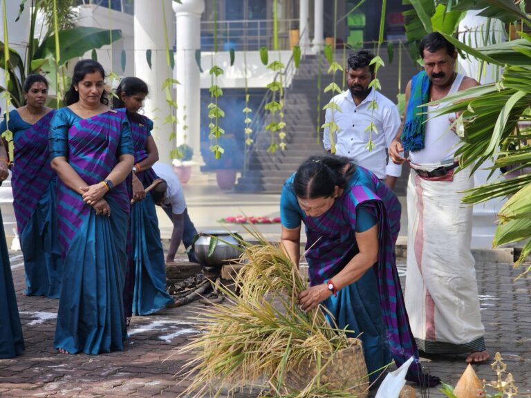 முல்லைத்தீவு மாவட்ட செயலகத்தில் இடம்பெற்ற  தைப்பூச நிகழ்வு
