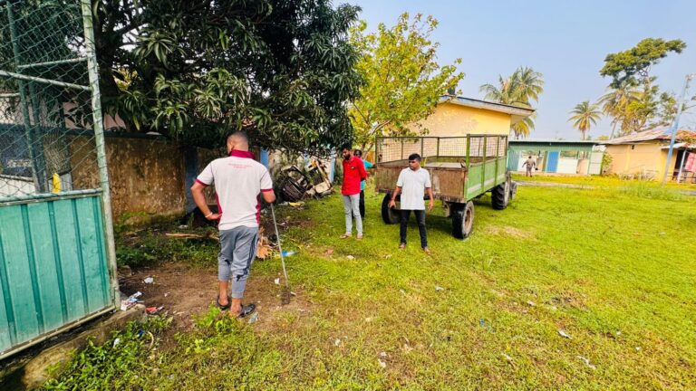 காரைதீவு வைத்தியசாலையில் சிரமதானம்