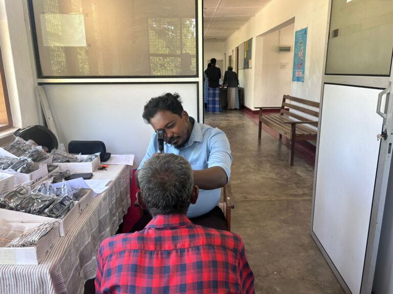 அபயத்தின் உதவி – 400பேருக்கு சிகிச்சை, 248பேருக்கு இலவச கண்ணாடி