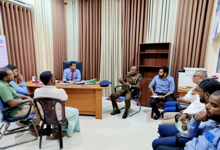 கோறளைப்பற்று மத்தி பிரதேசத்தில் எரிபொருள் விநியோகம் தொடர்பான கலந்துரையாடல்