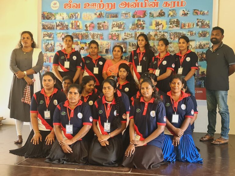 சுய தொழில் முயற்சியாளர்களுக்கு ஊக்கமூட்டிய தவிசாளர் வினோராஜ்.