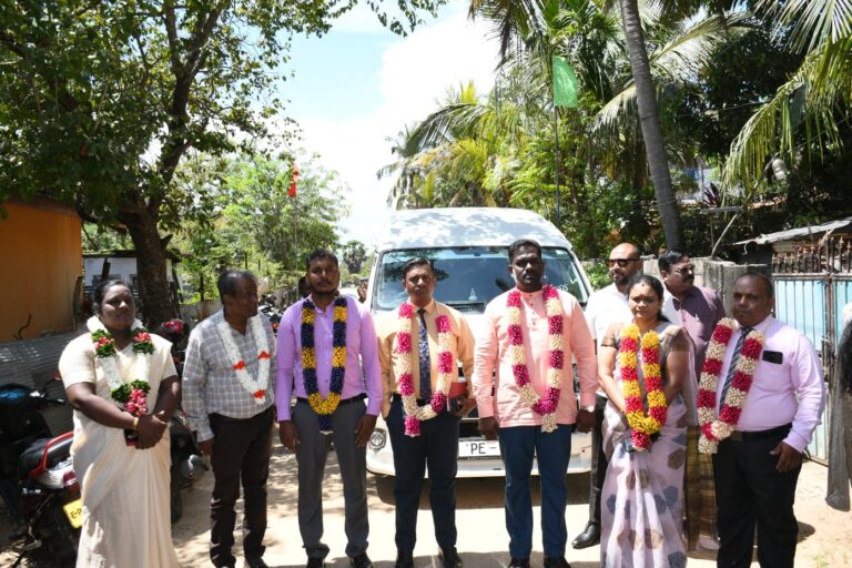 மட்டக்களப்பில் கைப்பணிப் பயிற்சி நிலையத்தினை திறந்து வைத்த பெருத்தோட்டப் பிரதி அமைச்சர்!