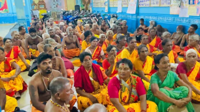 சந்நிதியில் நடந்தது என்ன?  பாதயாத்திரை குழுத் தலைவர் ஜெயாவேல் சாமி விளக்குகிறார் .