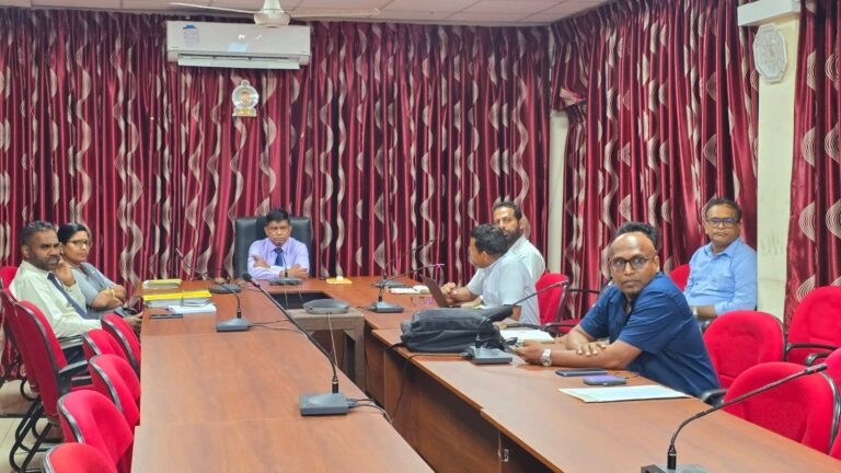 திருகோணமலை மாவட்டத்தில் முன்னெடுக்கப்பட்டு வரும் கண்ணிவெடி அகற்றல் நடவடிக்கைகள் தொடர்பான கூட்டம்