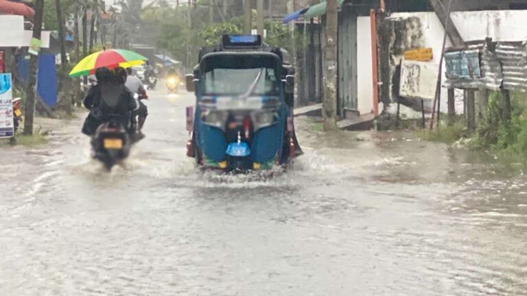 நாட்டில் நிலவும் சீரற்ற காலநிலையால்  8 மாவட்டங்கள் கடுமையாக பாதிப்பு!