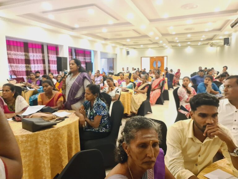 சமூக பொருளாதார அரசியல் பண்பாட்டு நீதி க்காய் பாராளுமன்ற பிரதிநிதிகளை அணுக்கள்.