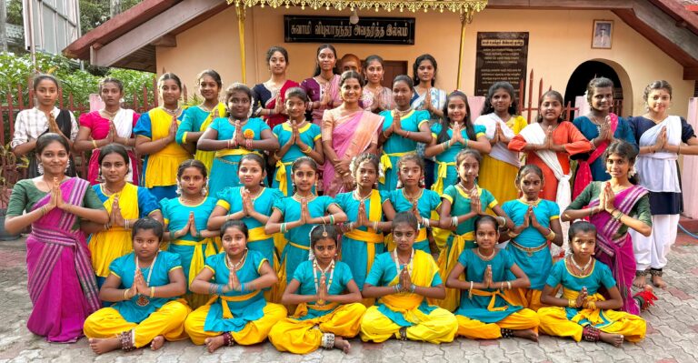 5000  பரதநாட்டிய கலைஞர்கள் பங்கேற்கும் “சங்கமம்” நிகழ்வு ஜுன் 14 இல்..