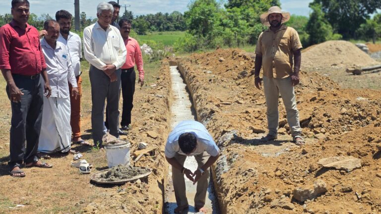 நாவிதன்வெளியில் இயற்கை உர தயாரிப்பு சுற்று மதில் அடிக்கல் நாட்டு விழா!