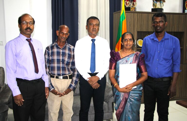 பிரதேச பதிவாளர்களுக்கான நியமனம் மட்டக்களப்பில் வழங்கிவைப்பு!!