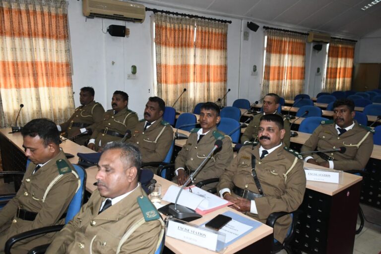 கிழக்கு மாகாணத்தில் மதுவரி   திணைக்களத்தின் விசேட கூட்டம் மட்டக்களப்பில்