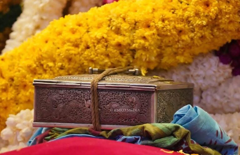கதிர்காம இரகசியம்! இயந்திரப் பேழை!