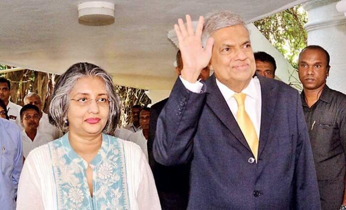 Ranil-W-wife