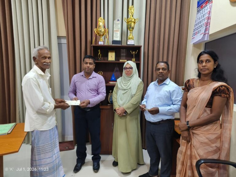 ஜனாதிபதி நிதியத்தின் மருத்துவ உதவிக் காசோலைகளும் கல்வி உதவித் தொகைகளும் கோறளைப்பற்று மத்தி பிரதேச செயலகத்தில் வழங்கப்பட்டன