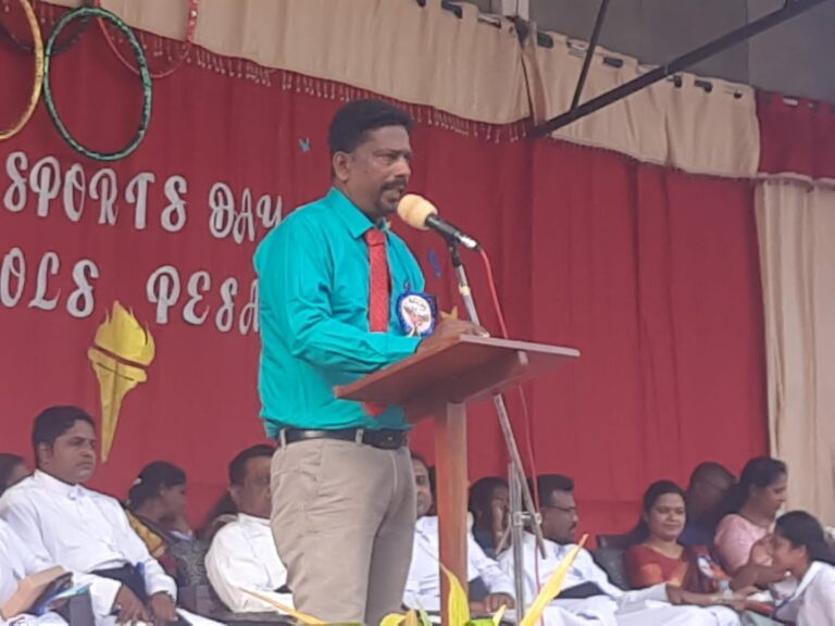 முன்பள்ளி பருவமானது தங்களை அறியாமலே தங்களை வளர்த்துக் கொள்ளுகின்றனர்.