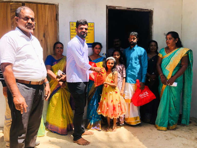 களுவாஞ்சிகுடியில் ‘ரன்விமன’ சமுர்த்தி விசேட வீட்டுத்திட்ட வீடுகள் கையளிப்பு நிகழ்வு