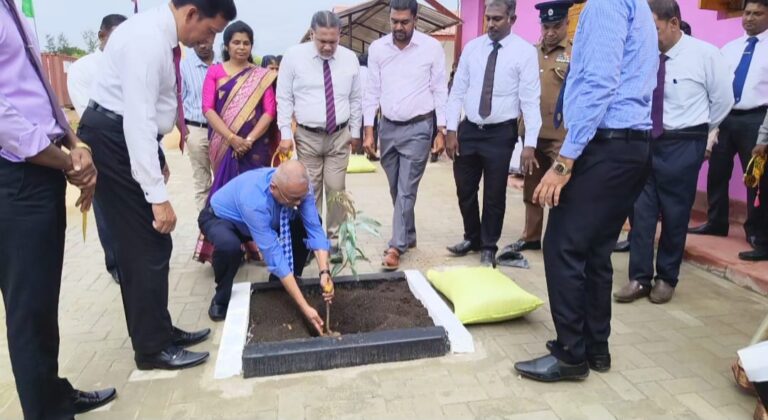கிழக்கு ஆளுநரினால் சான்றுபடுத்தப்பட்ட பாடசாலை மற்றும் தடுப்பு இல்லம் திறந்துவைப்பு!!