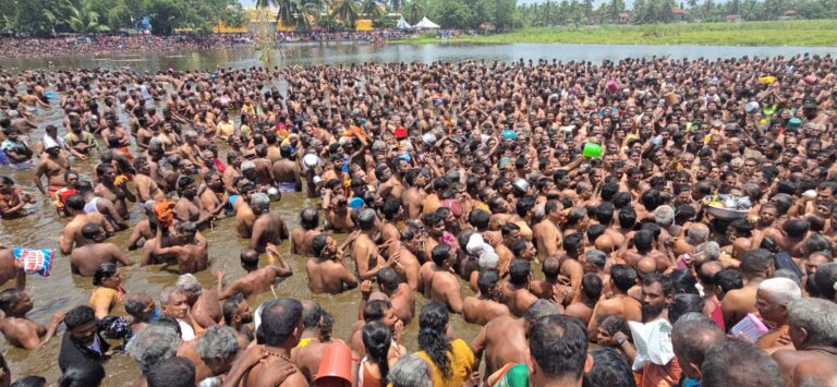 அமிர்தகழி ஸ்ரீ மாமாங்கேஸ்வரர் ஆலயத்தின் ஆடி