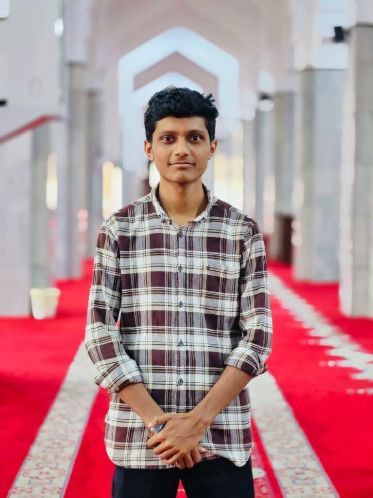 சாய்ந்தமருதைச் சேர்ந்த மாணவன் சம்ஹான் சவூதி அரேபிய தாயிப் பல்கலைக்குத் தெரிவு