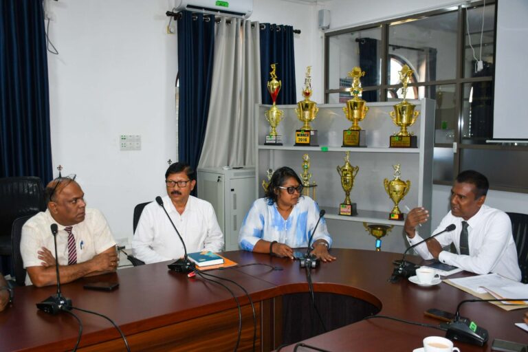 பிரதமர் தலைமையில் ஜனாதிபதி நிதியத்தினால் மட்டக்களப்பில் மாற்றுத்திறனாளி பல்கலைக்கழக மாணவர்களுக்கான ஊக்குவிப்பு  கொடுப்பனவு வழங்கல்
