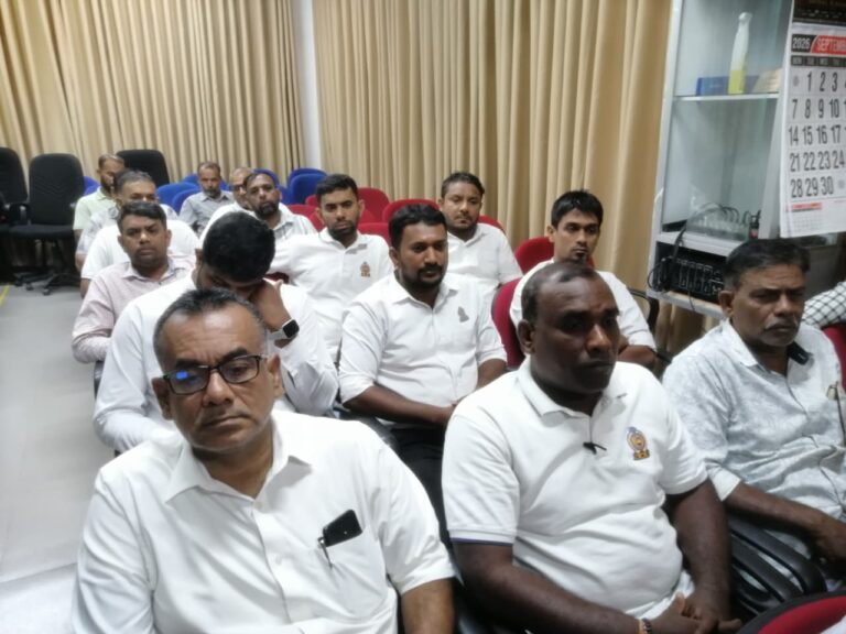 எல் நினோ தாக்கம் தொடர்பான முன்னாயத்த ககூட்டம் ஓட்டமாவடியில்.