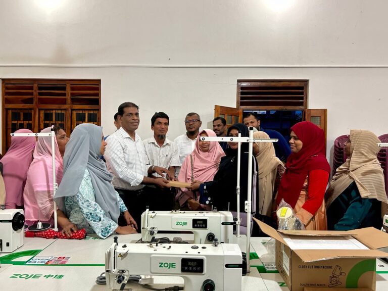 பிரஜாசக்தி செயற்றிட்டத்தின் கீழ் தையல் இயந்திரங்கள் வழங்கும் நிகழ்வு