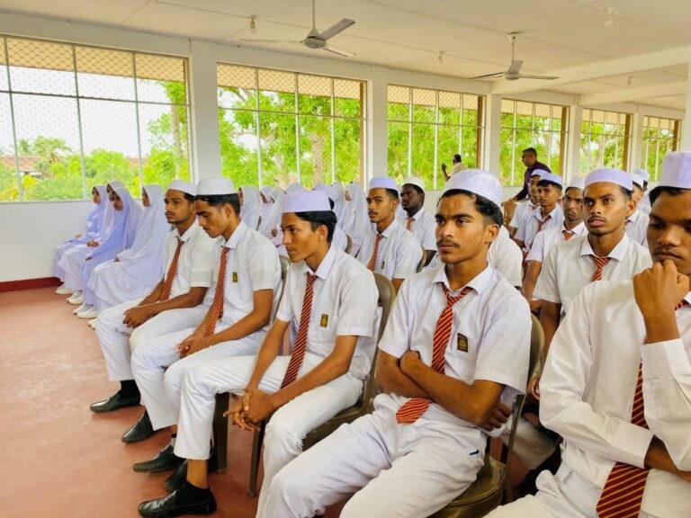 பலமுனை மின்ஹாஜ் தேசிய பாடசாலை உயர்தர மாணவர்களுக்கு செயற்கை நுண்ணறிவு விழிப்புணர்வு நிகழ்வு